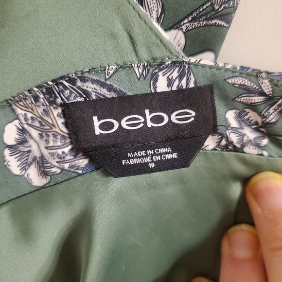 Bebe Green Floral Dress - Picture 2 of 5